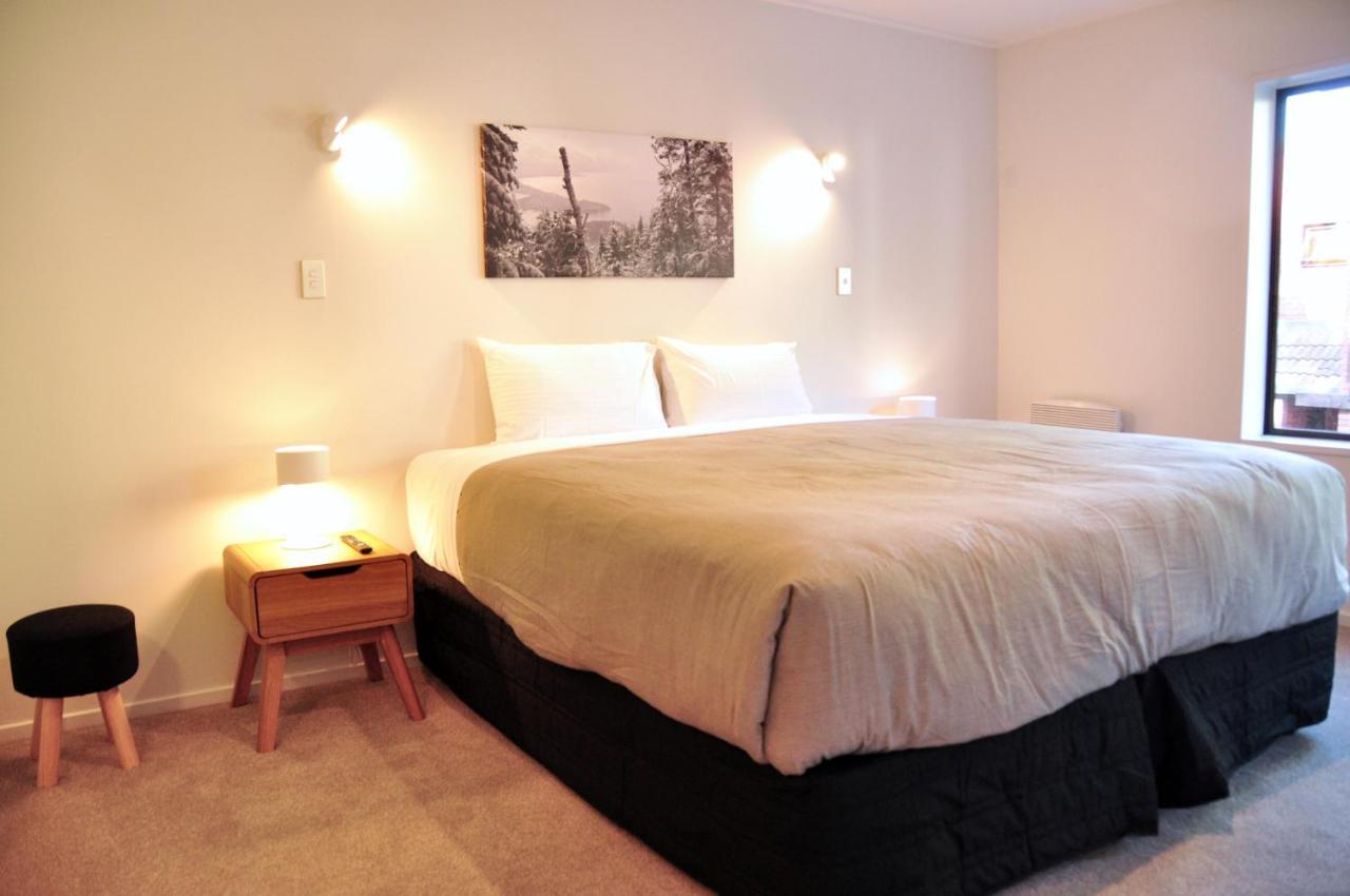 St James Apartments Queenstown Ngoại thất bức ảnh