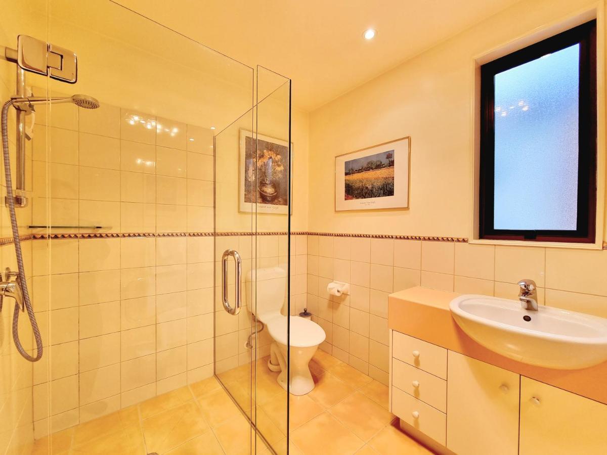St James Apartments Queenstown Ngoại thất bức ảnh