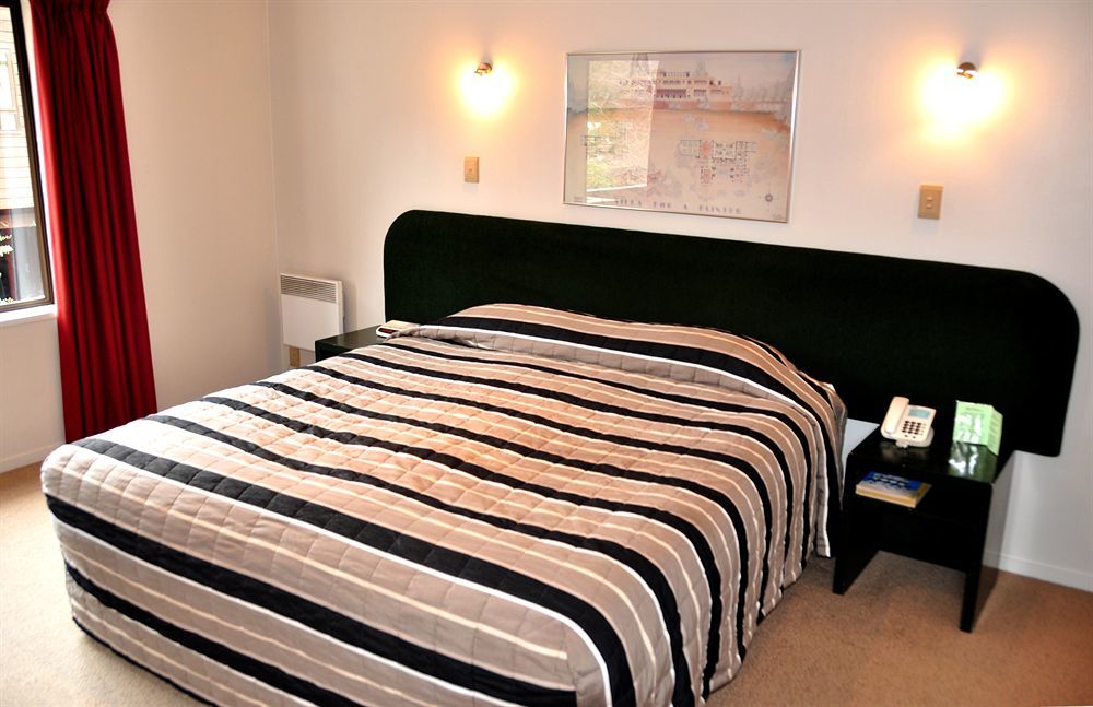 St James Apartments Queenstown Ngoại thất bức ảnh