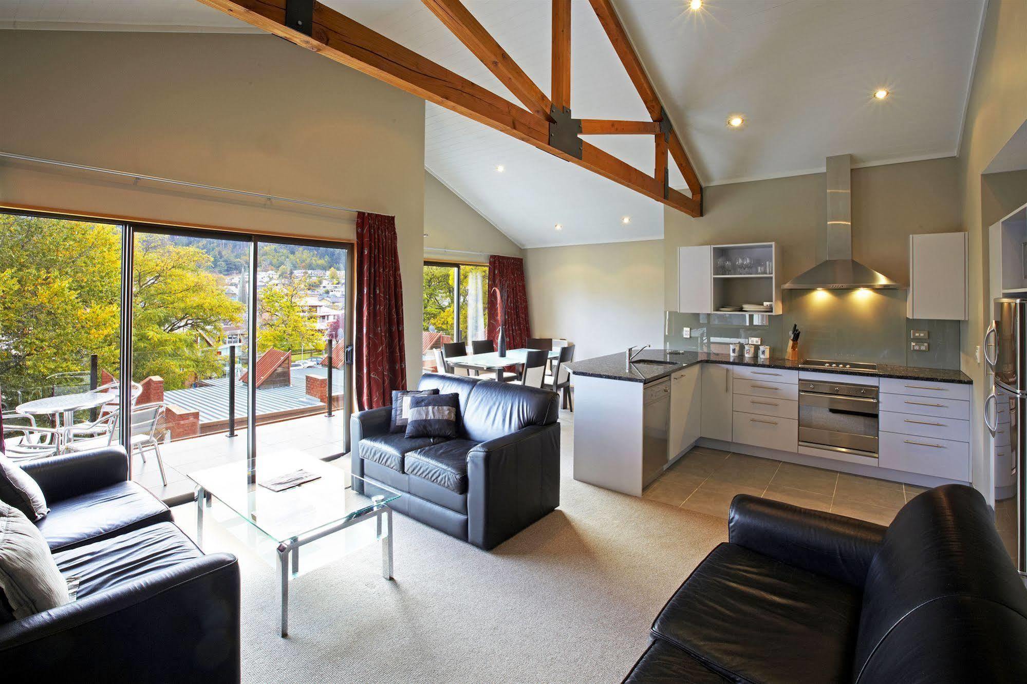 St James Apartments Queenstown Ngoại thất bức ảnh